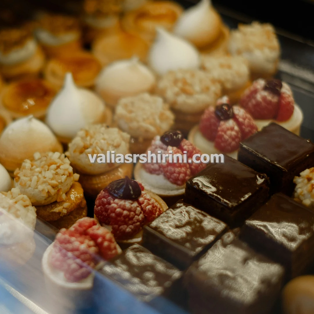 بهترین شیرینی فروشی در گلبهار